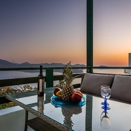 Melisses Sea View House Villa Plaka  Buitenkant foto