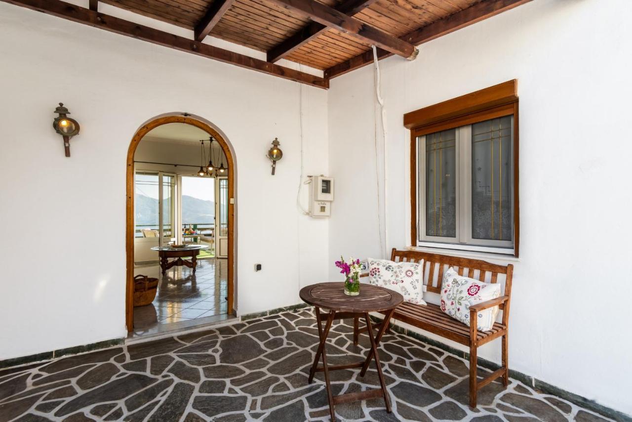 Melisses Sea View House Villa Plaka  Buitenkant foto