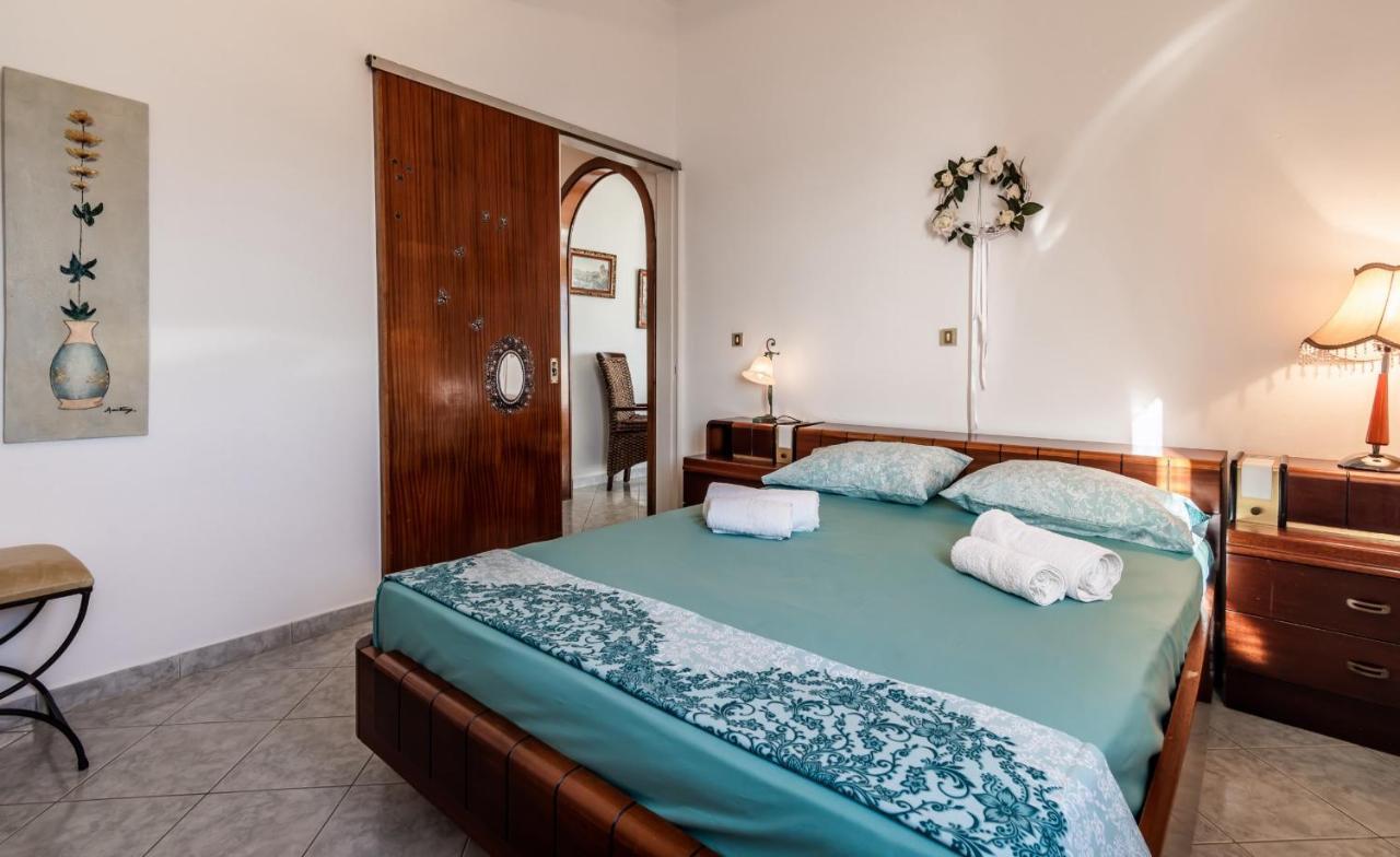 Melisses Sea View House Villa Plaka  Buitenkant foto